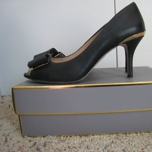 Louise et Cie Size 8.5 Lo-Nadia Black Aspen Heel